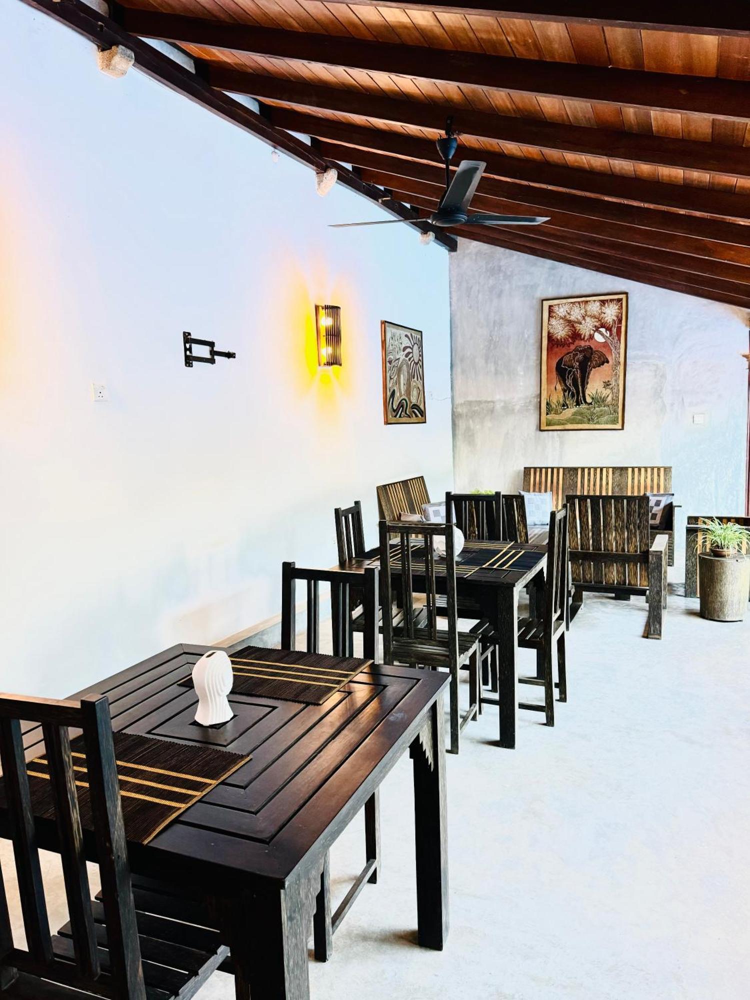 Anama By Queens Mount Tangalle Exterior photo